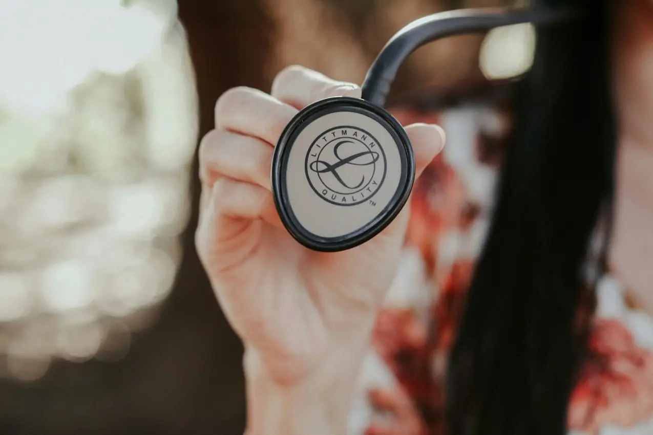 leslie-reagan-bodin-nX1JBGfFbi0-unsplash-min